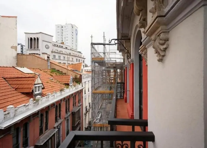 Avg Numa Guilhou 4 * Хіхон