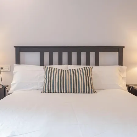 Avg Numa Guilhou 4 Apartamento *